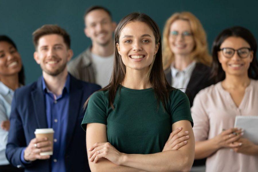 betöltetlen álláshelyek, munkaerő